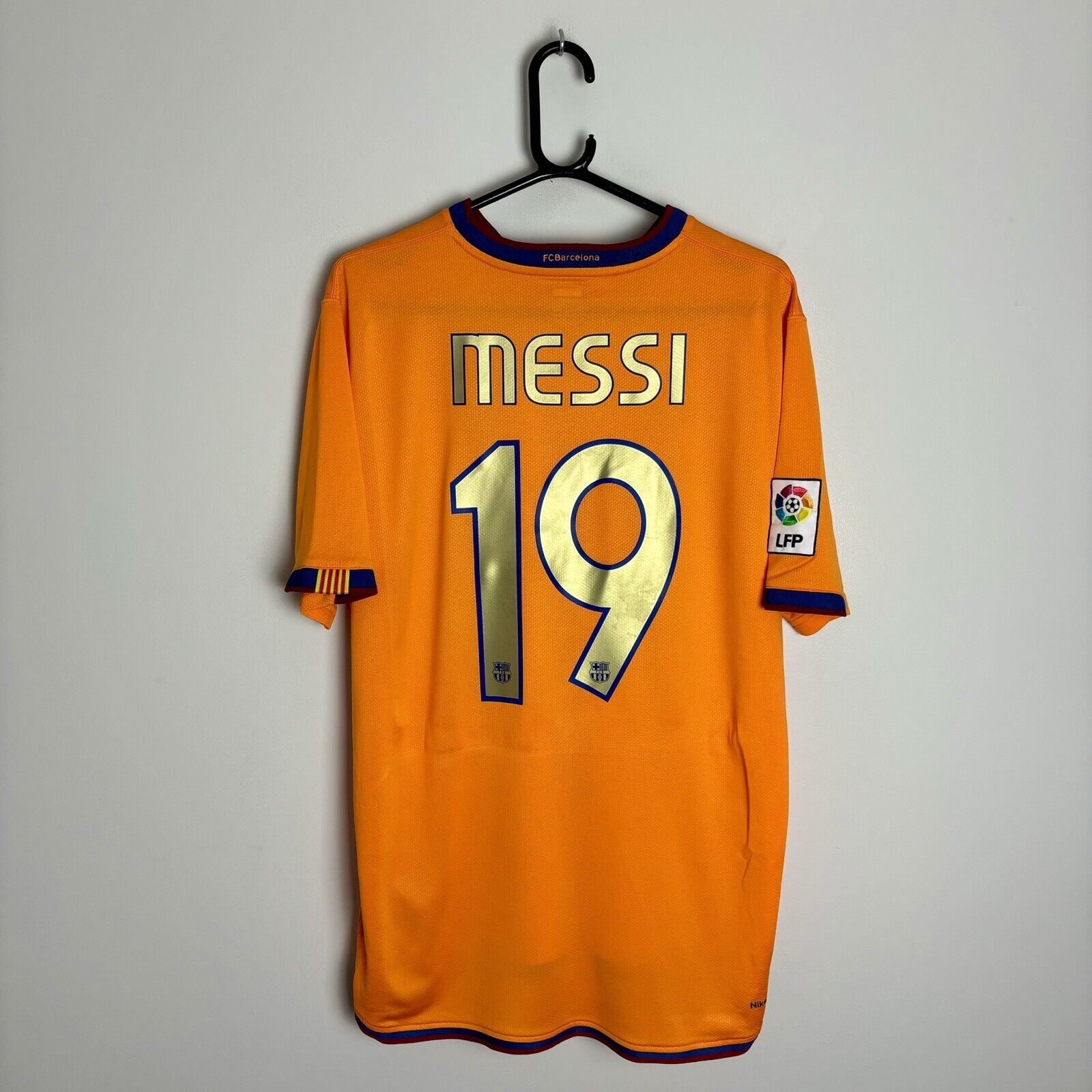 Barcelona Football Shirt Jersey 2006-08 Away MESSI #19 (L) for sale on Ebay