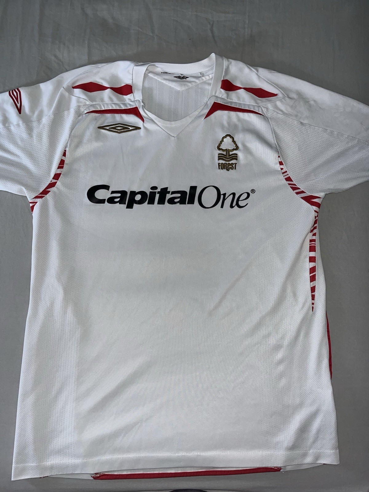 Nottingham Forest 2007/09 Away Shirt Size M Medium Football Shirt Umbro for sale on Ebay