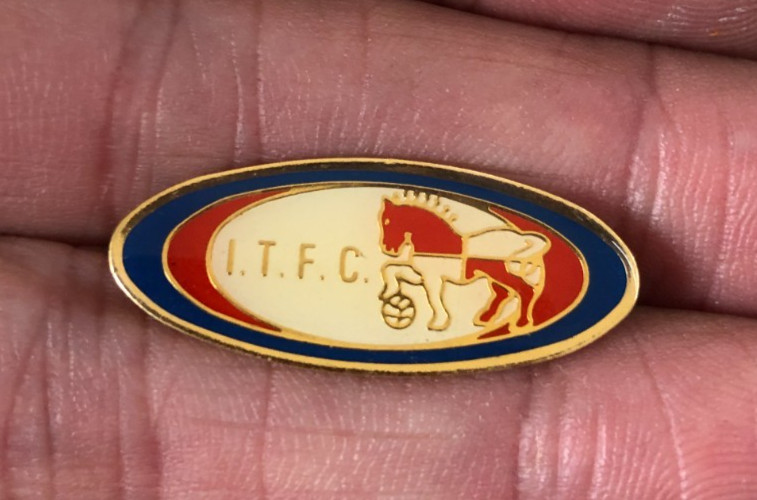 RARE IPSWICH TOWN I.T.F.C. OVAL  ENAMEL  PIN BADGE for sale on Ebay