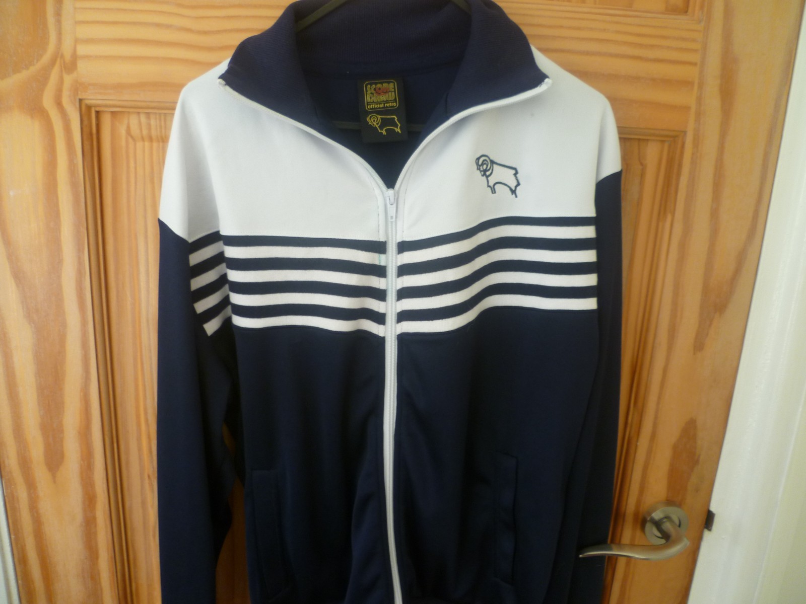 DERBY COUNTY  FOOTBALL CLUB  TRACK SUIT TOP  (SCORE DRAW ) for sale on Ebay