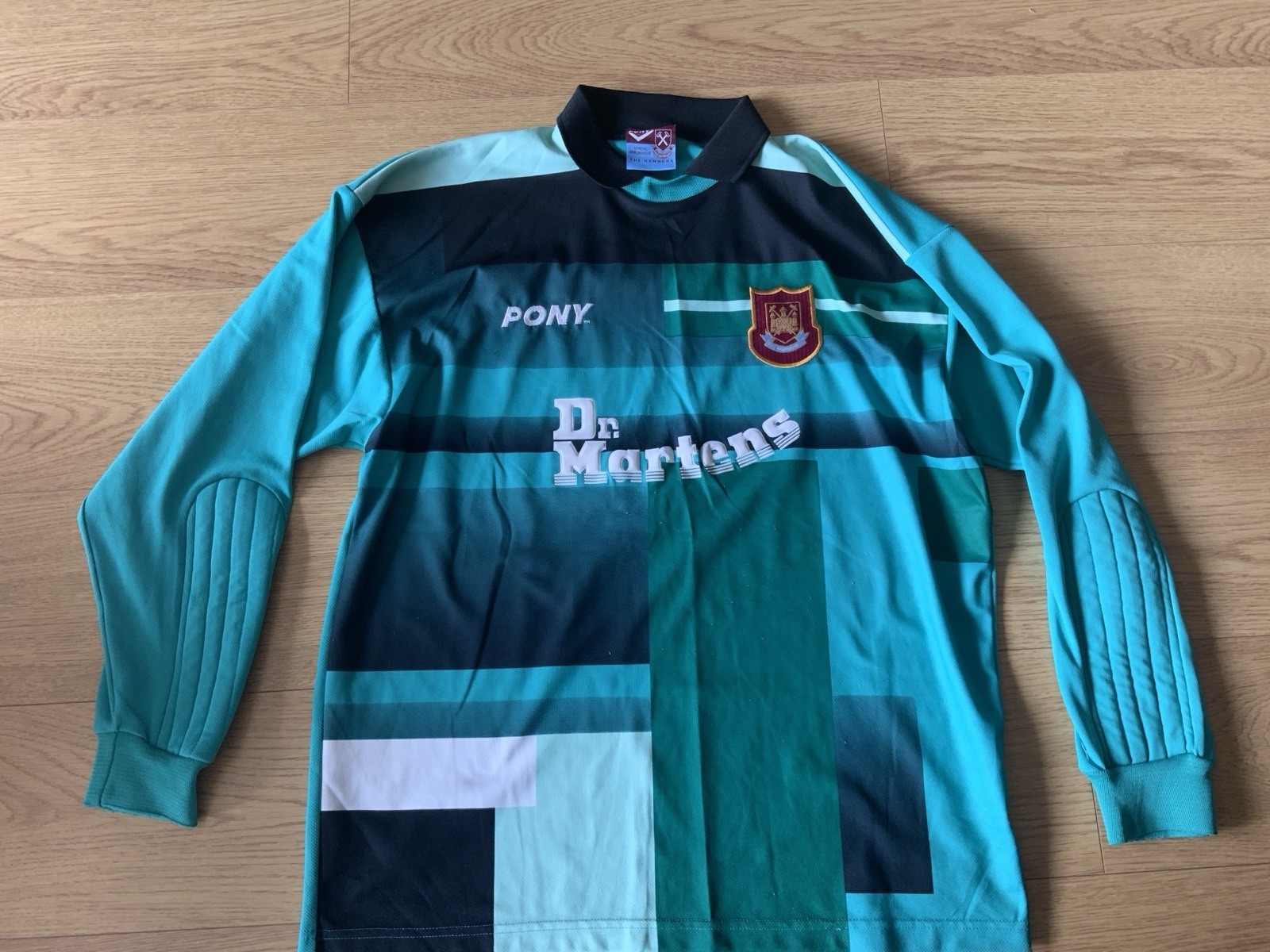 West Ham United Home Goalkeeper Shirt 1998 - 99 Size XL Original for sale on Ebay