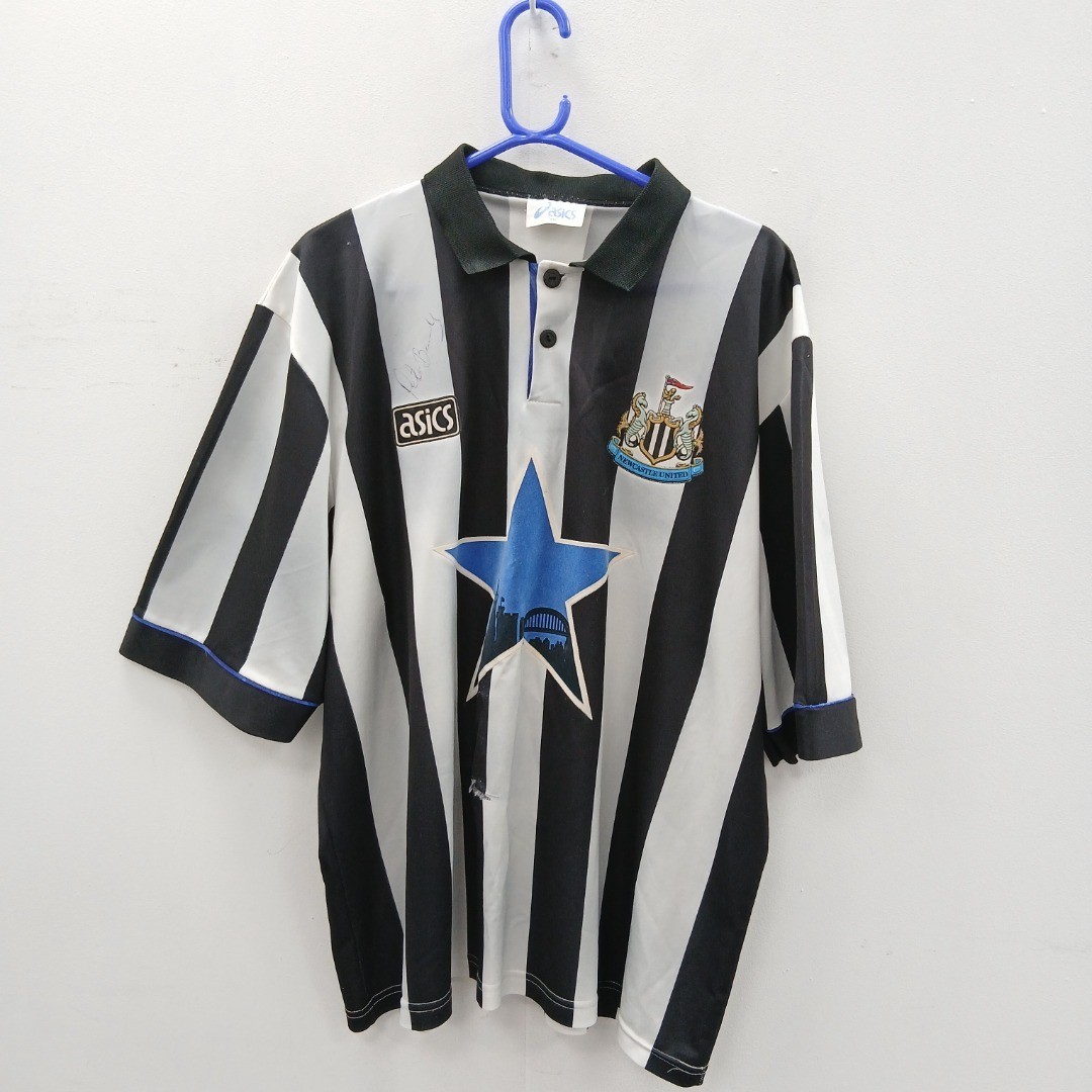 Asics Newcastle United Signed Shirt Peter Beardsley 1993/95 Mens XXL Home RMF21 for sale on Ebay