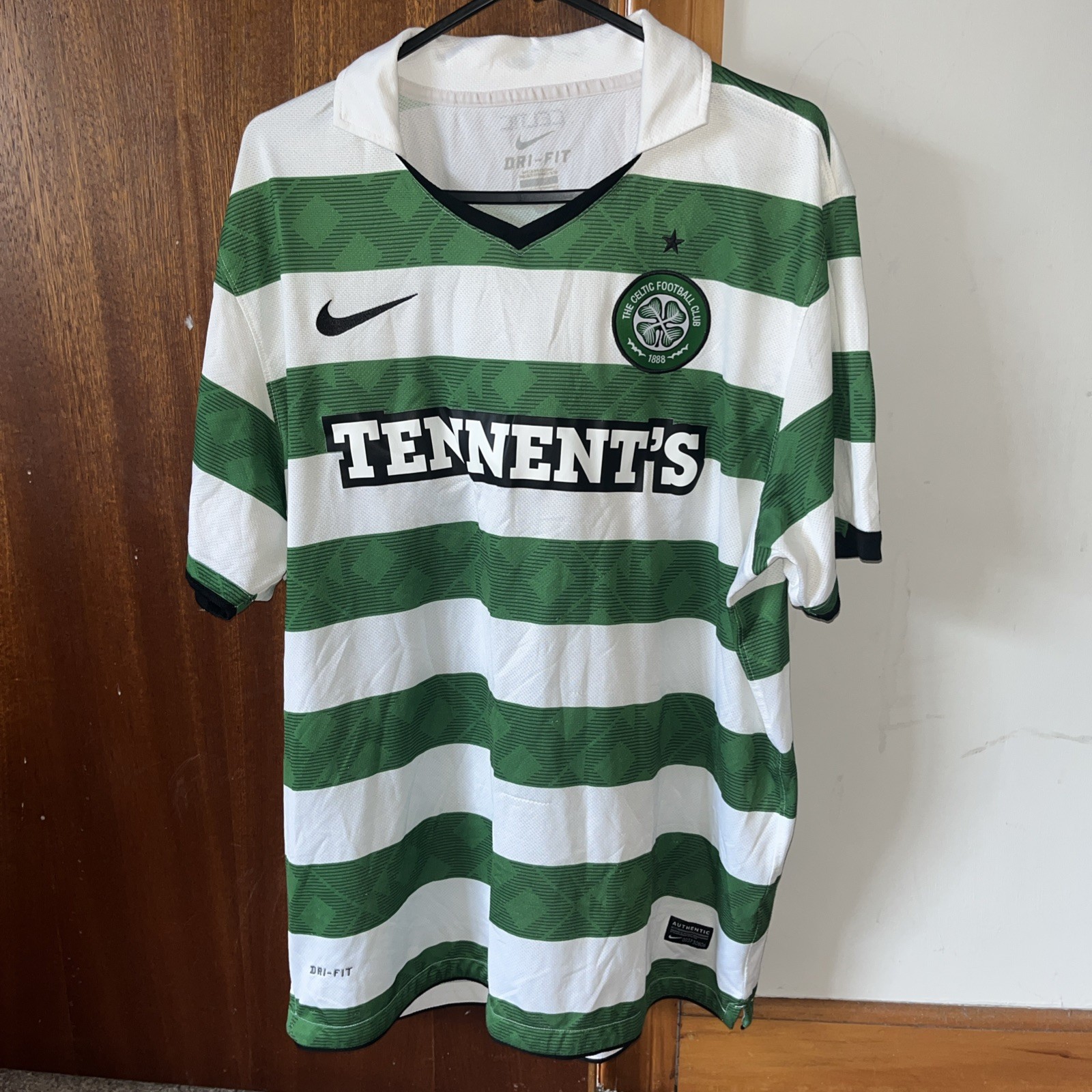 2011/12 Celtic Home Shirt Nike Tennent’s Men’s XL Excellent Retro Jersey 9/10 for sale on Ebay