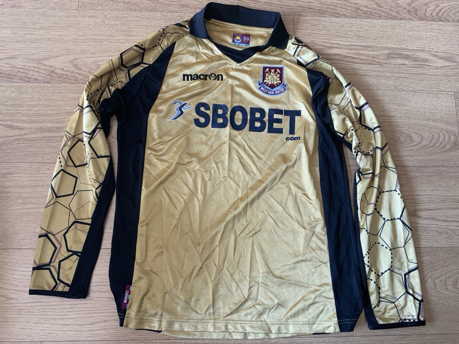 West Ham United Away Goalkeeper 2012 - 2013  Size Large for sale on Ebay