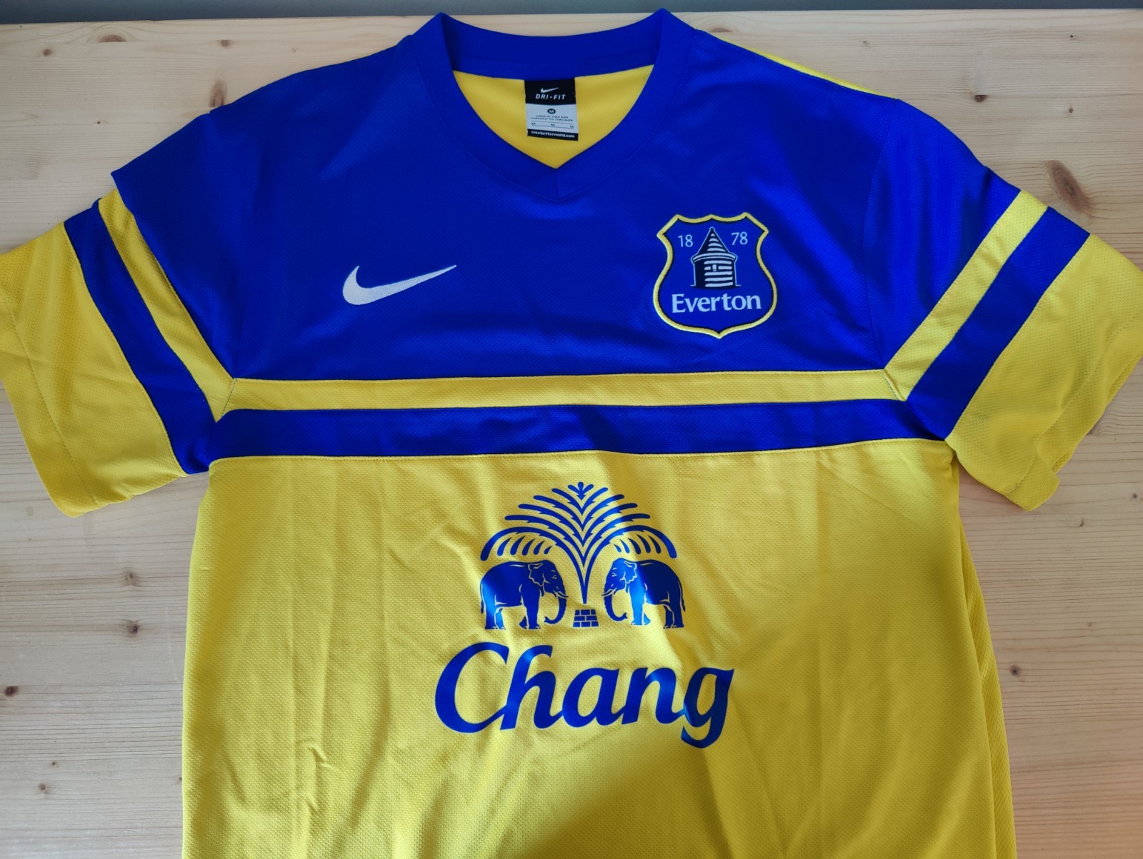 Everton 2013/14 Away Shirt Size Medium - Excellent Condition for sale on Ebay