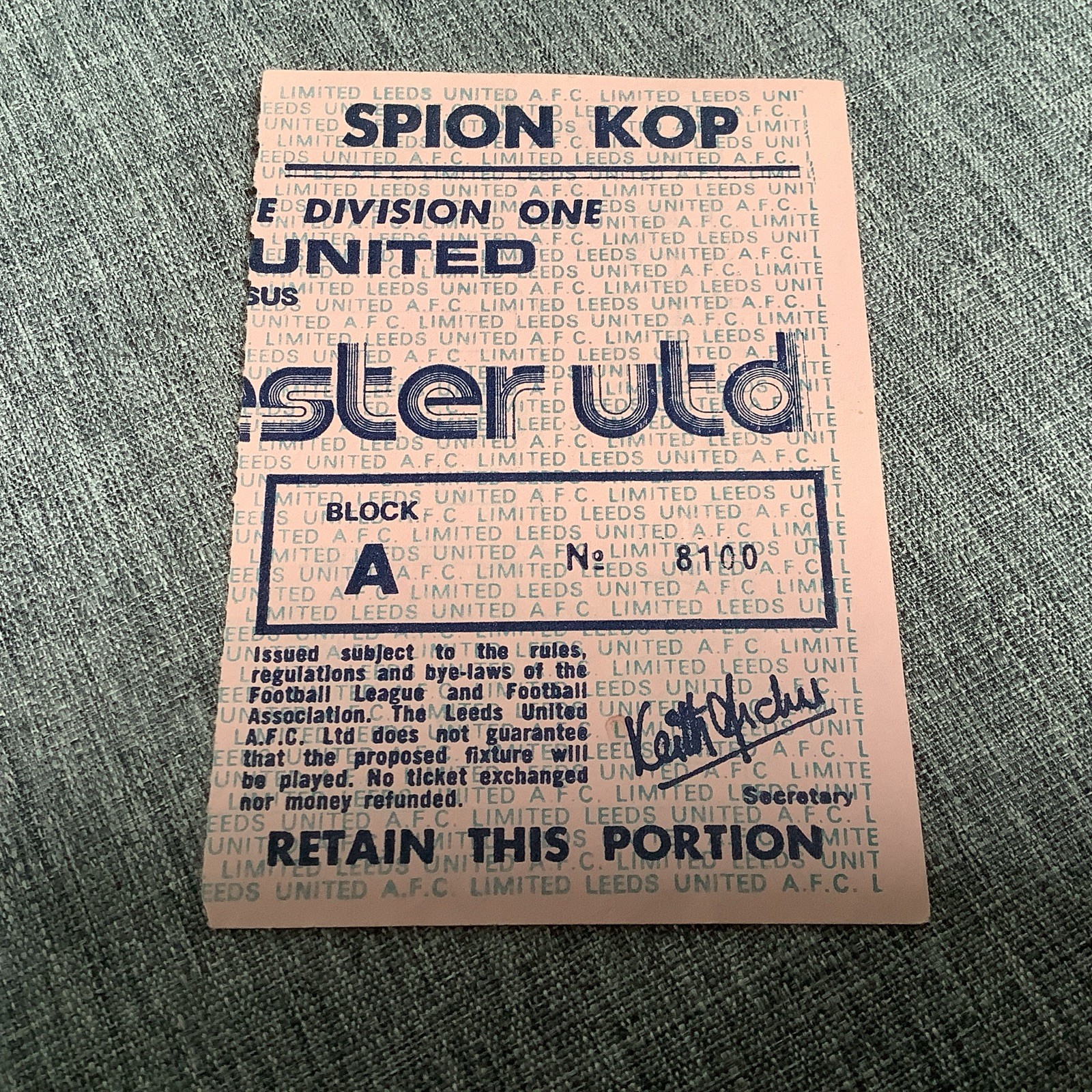 LEEDS UNITED V MANCHESTER UNITED FOOTBALL LEAGUE DIVISION 1 MATCH TICKET 1975 for sale on Ebay