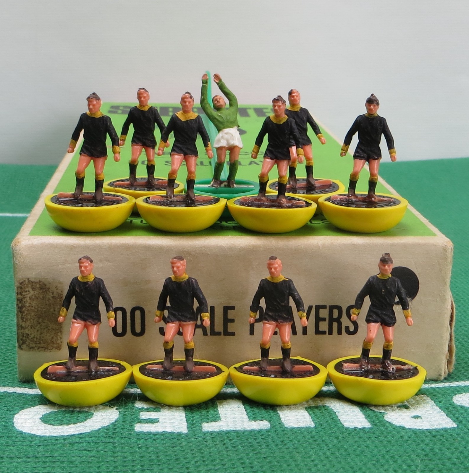SUBBUTEO HW TEAM REF 71 CORK CELTIC, IN ORIGINAL BOX. for sale on Ebay
