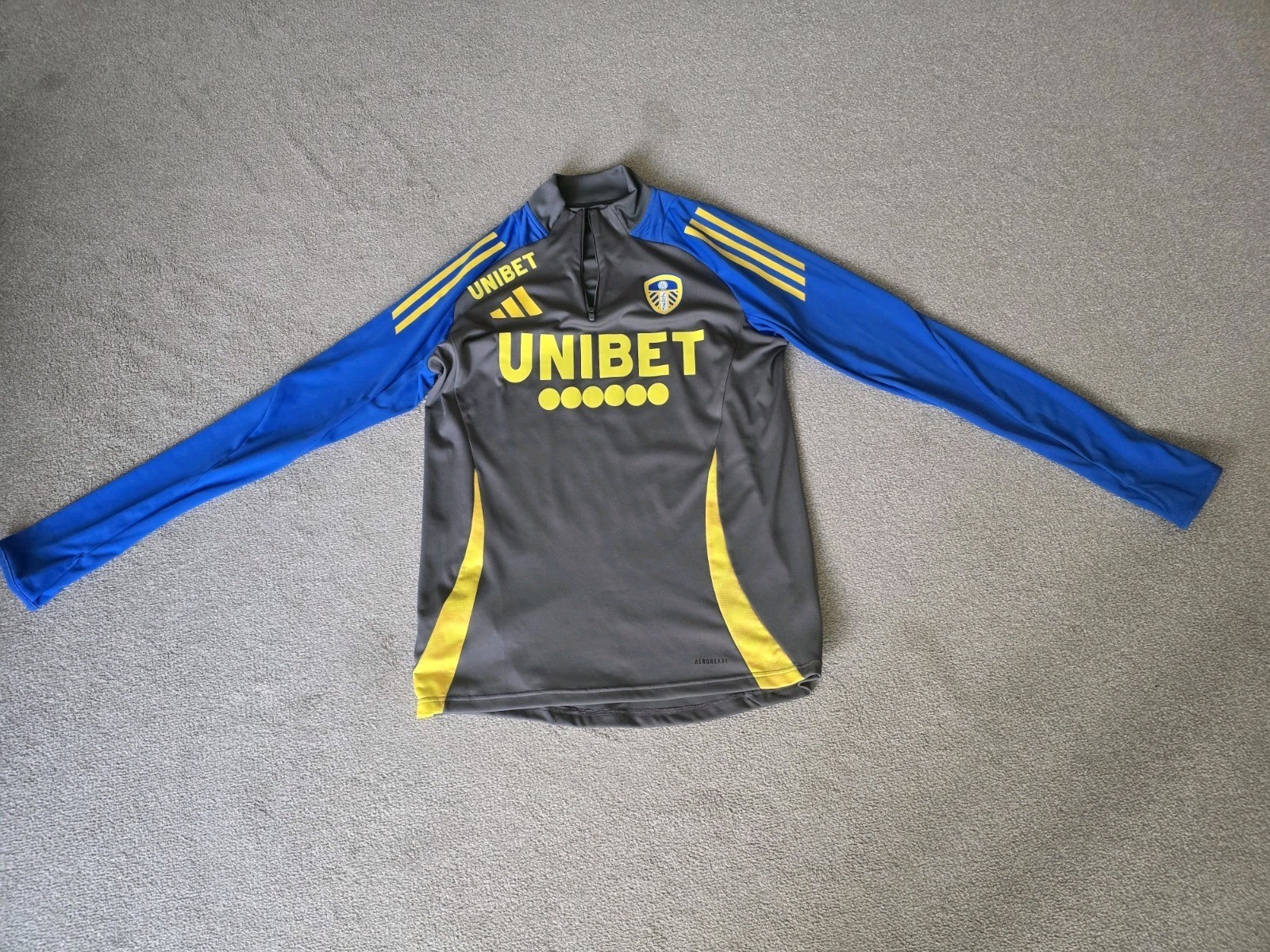 adidas Leeds United 1/4 Zip Training Top 24/25 Size M for sale on Ebay