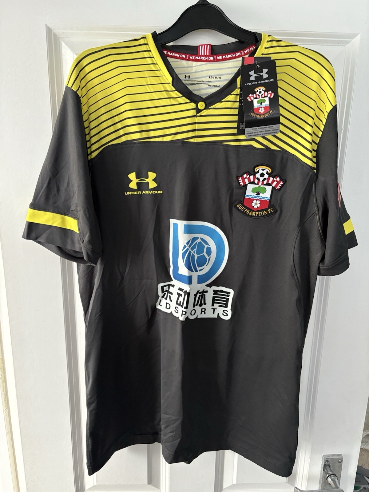 Southampton FC 2019/20 Under Armour Away Shirt Men’s Large BNWT for sale on Ebay