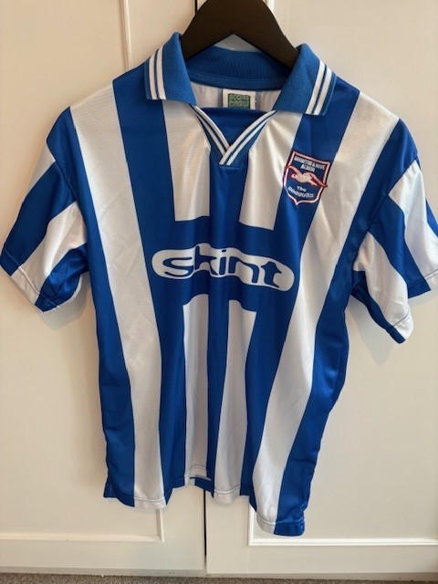 Brighton & hove albion retro shirt 1999 SKINT SIZE SMALL MENS for sale on Ebay