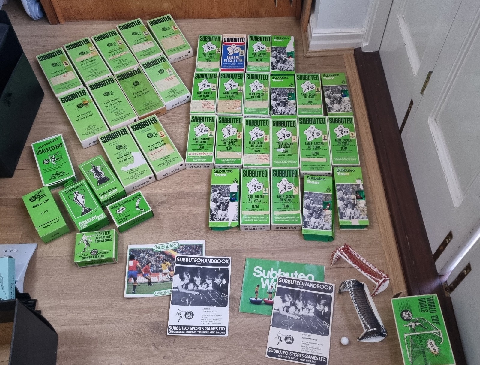 Massive Subbuteo Collection JobLot Job Lot – 32 Teams incl Lots of Heavyweights for sale on Ebay