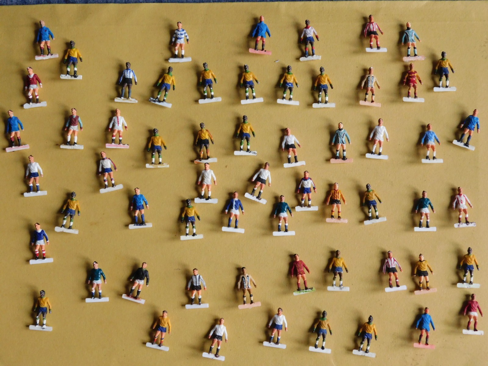 1970s VINTAGE SUBBUTEO - CLASSIC SUBBUTEO PLAYERS  for RESTORATION !!!  60+ for sale on Ebay