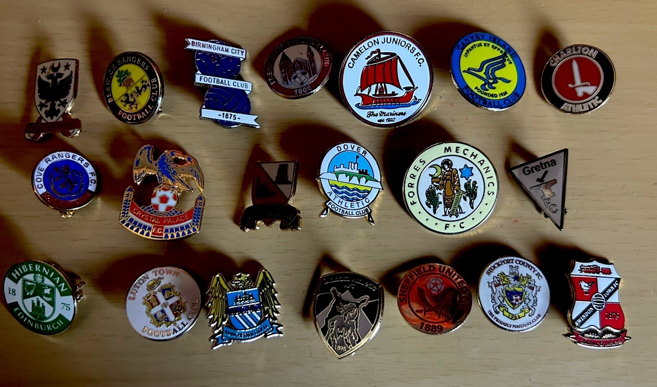 FOOTBALL PIN BADGES X 20 for sale on Ebay