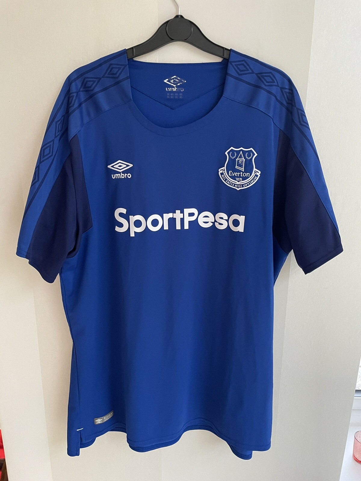 Everton Football Shirt Home Kit 2017/18 Size XL for sale on Ebay