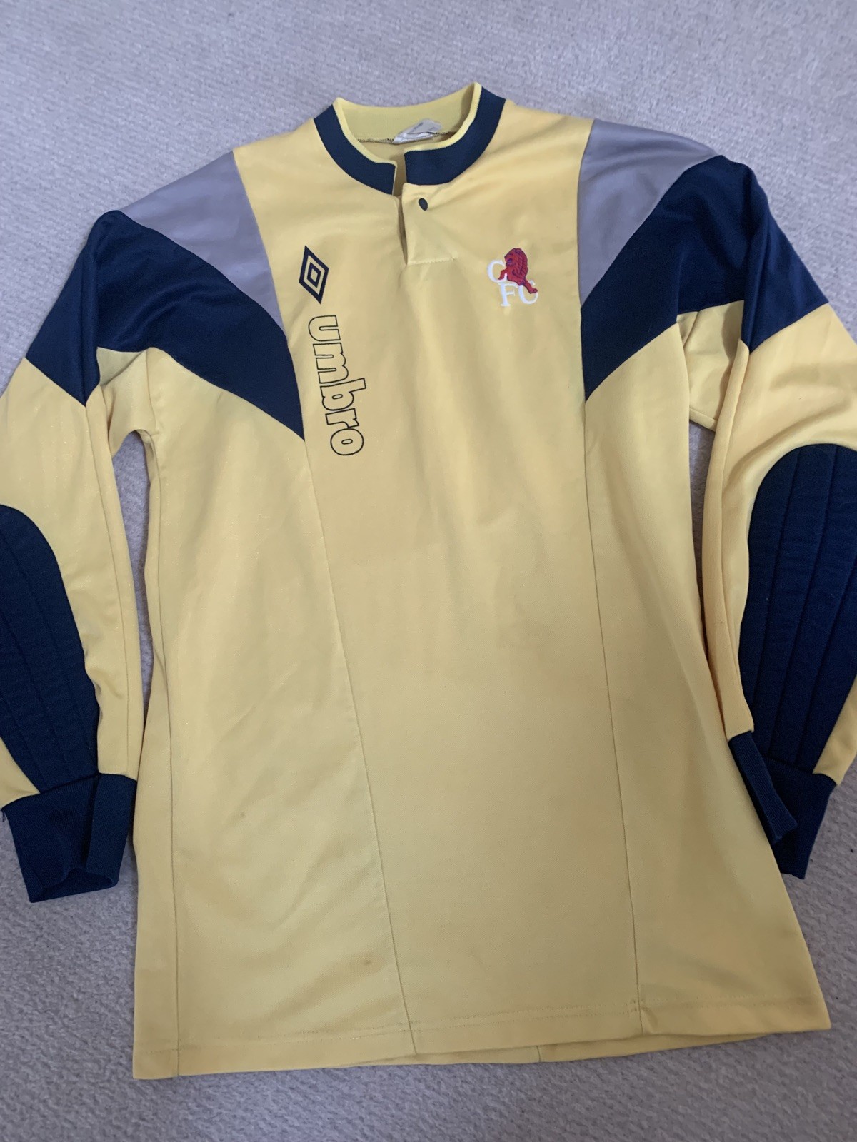 CHELSEA  UMBRO GOALKEEPER  SHIRT  1989  SIZE  M  97-102 cm  RETRO RARE for sale on Ebay