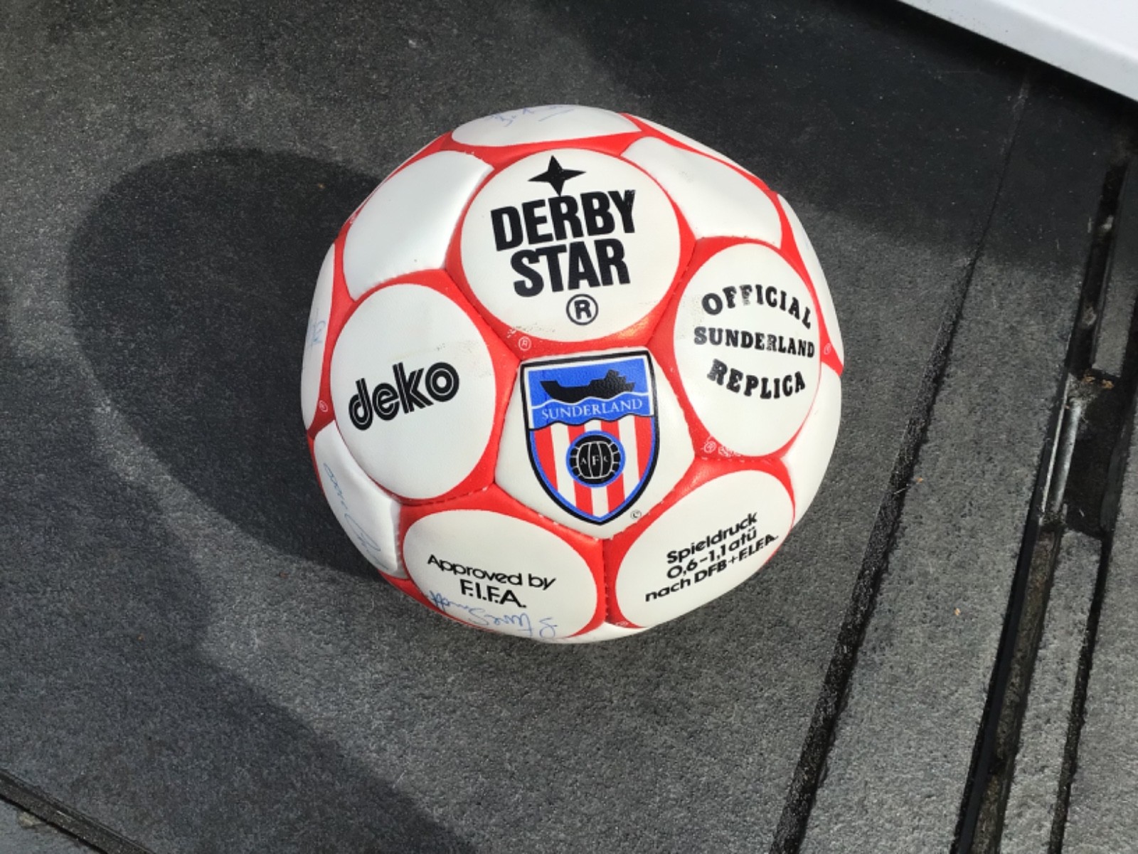 Sunderland multi signed football ball 17 autographs Roker Park 1980s squad for sale on Ebay