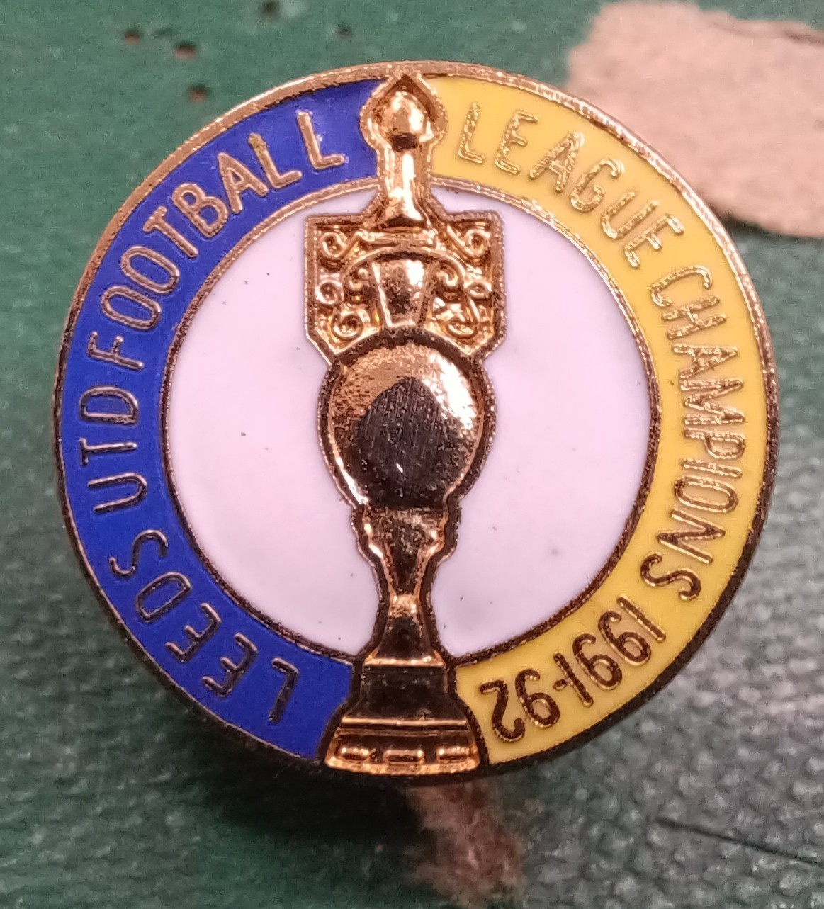 RARE England Leeds United FC Football Club Enamel Pin Badge LEAGUE CHAMPS 1991-2 for sale on Ebay