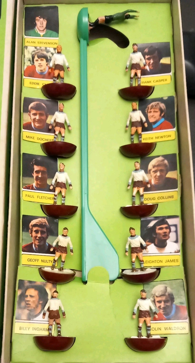 1972 BURNLEY AWAY HEAVYWEIGHT SUBBUTEO  TEAM REF 80 FIGURES EXCELLENT for sale on Ebay