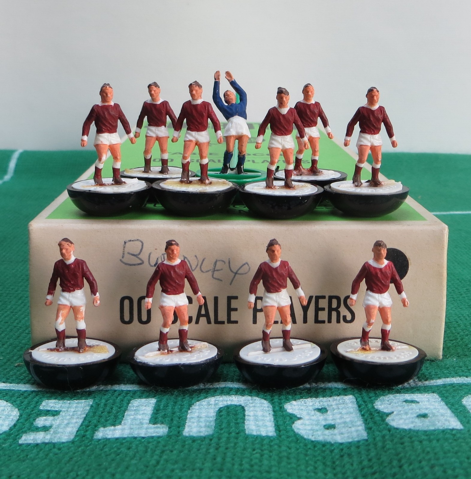 SUBBUTEO HW TEAM REF 27 STENHOUSEMUIR ON BLACK BASES, IN ORIGINAL BOX. for sale on Ebay
