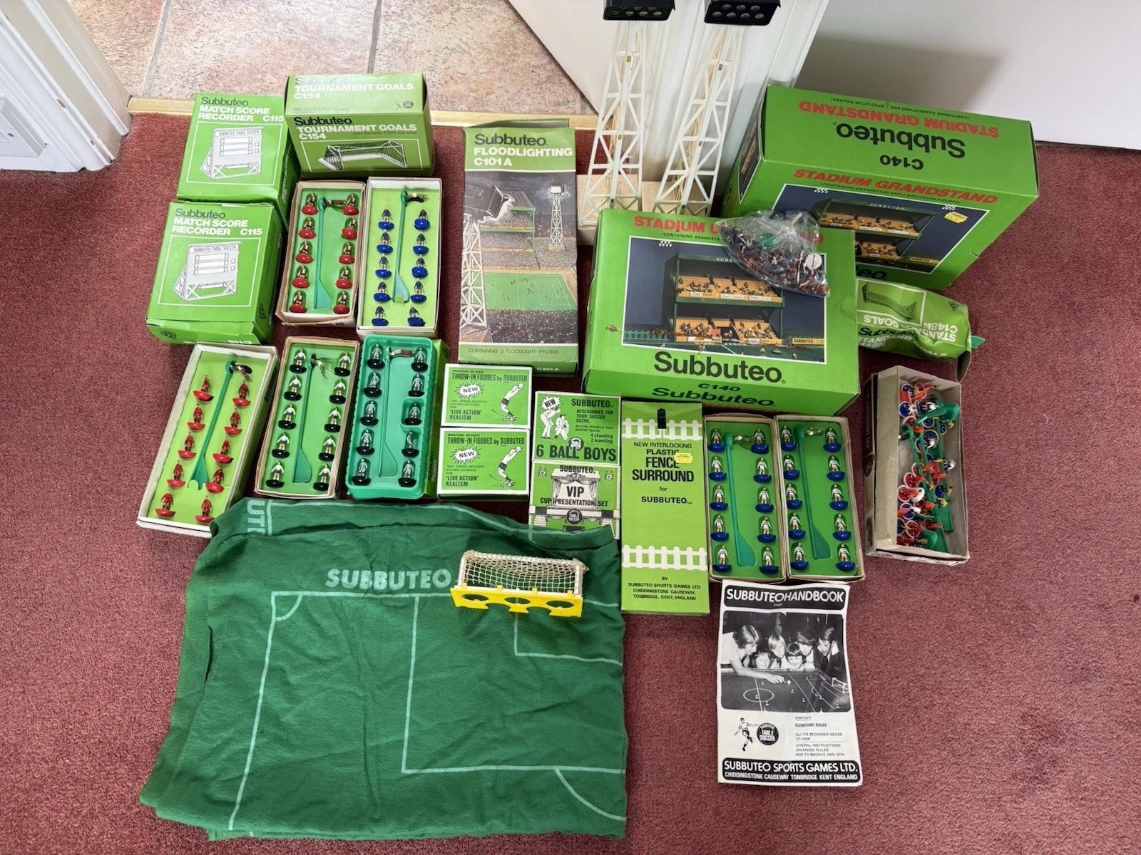 Subuteo Joblot, 2 Stadiums 7 Teams, Floodlights, Scoreboard, Etc. Etc. for sale on Ebay