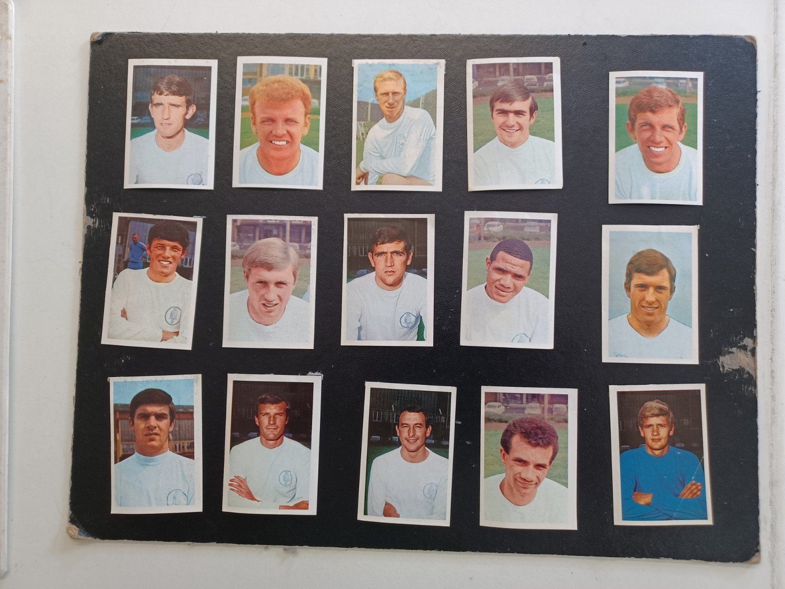 Football Cards - LEEDS UNITED x 15 - FKS Soccer Stars 1968/69 - Removed  Album for sale on Ebay