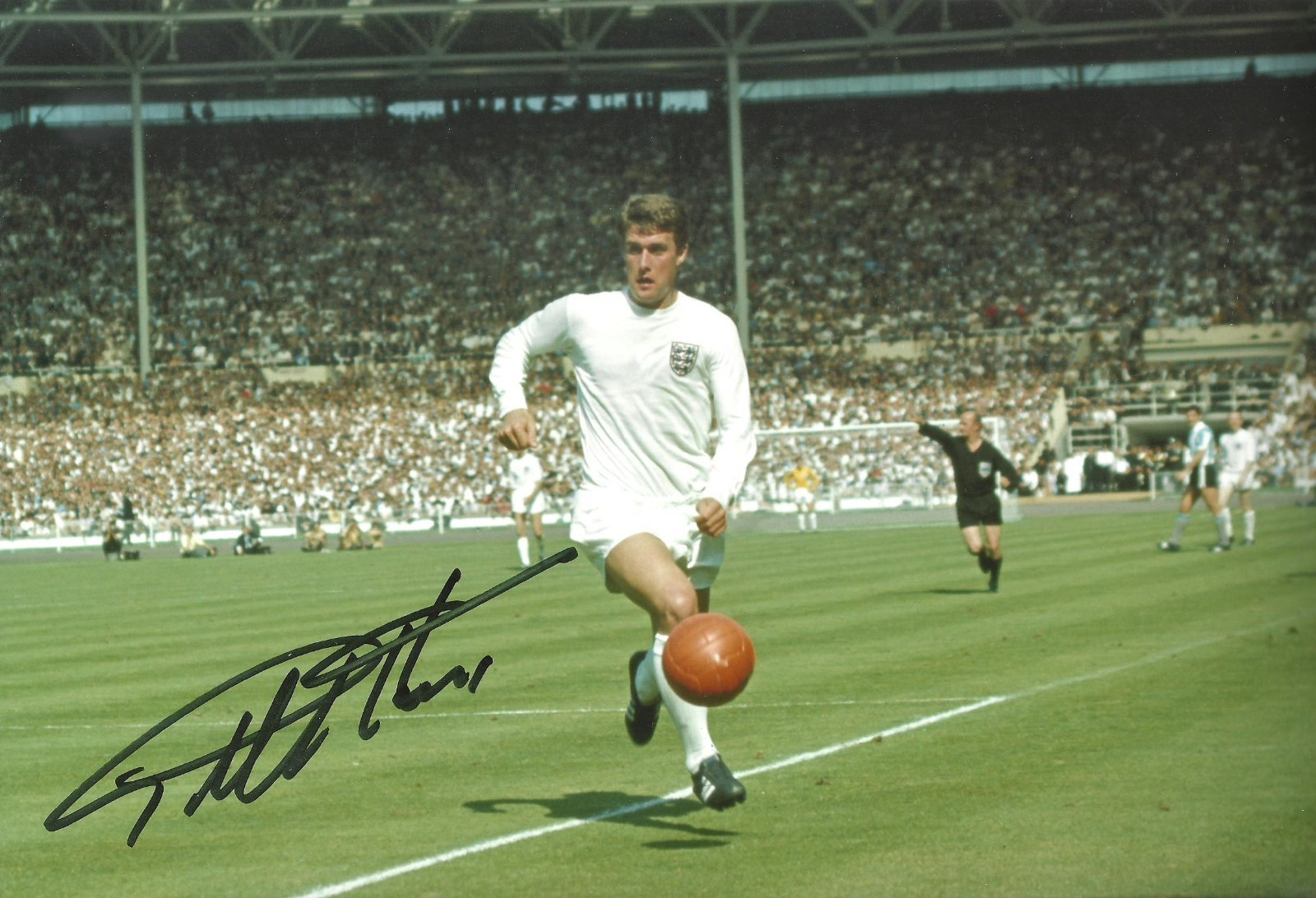 Geoff Hurst - WEST HAM UNITED & ENGLAND - Signed 12 x 8 Photograph for sale on Ebay