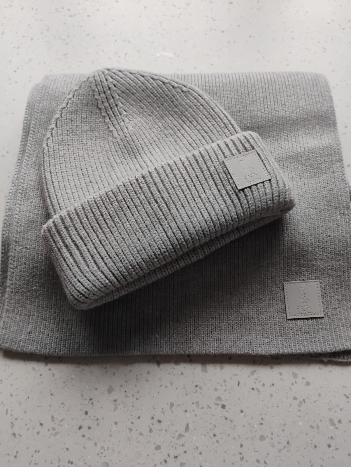 Liverpool FC Hat And Scarf Set Adult Light Grey for sale on Ebay