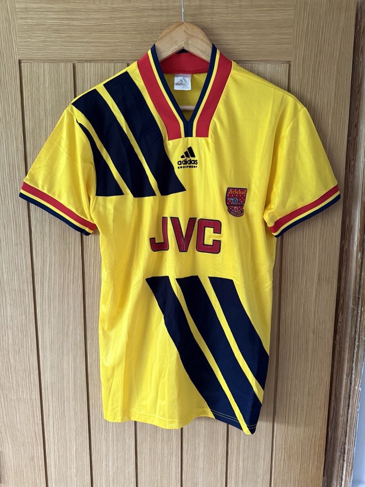 Retro Remake Arsenal Wright 8 Away Shirt 1993-94 Size Small for sale on Ebay