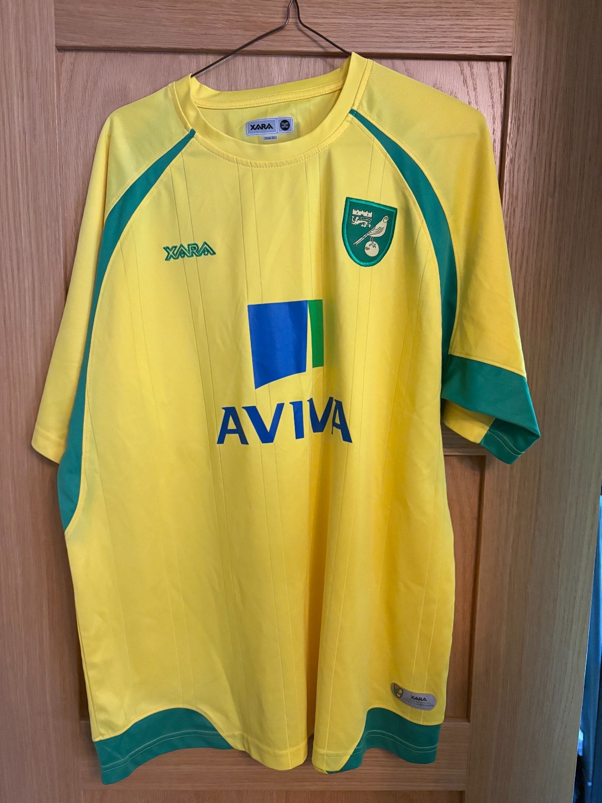 Norwich City 2010/11 Home Football Shirt Xara Short Sleeve Yellow Mens Size XL for sale on Ebay