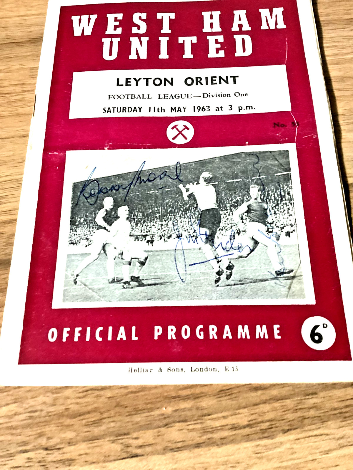 WEST HAM PROGRAMME V LEYTON ORIENT  1963 SIGNED BOBBY MOORE STANDEN BROWN  for sale on Ebay