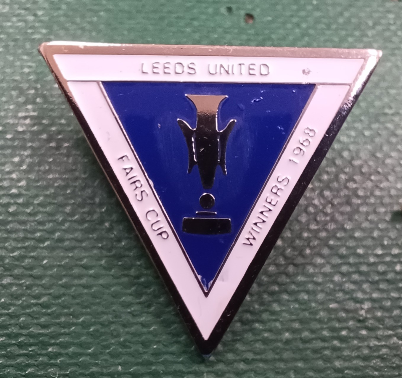 RARE England Leeds United FC Football Club Enamel Pin Badge FAIRS CUP for sale on Ebay