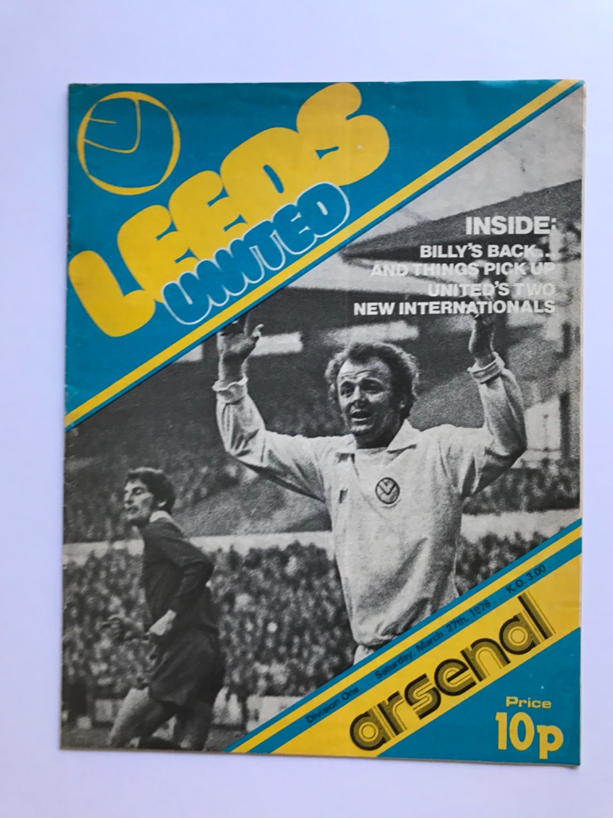 LEEDS UNITED v ARSENAL...1975/76 DIV 1 for sale on Ebay