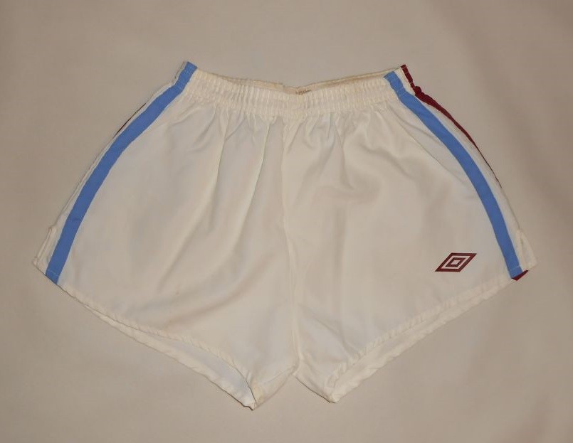 HOME SHORTS UMBRO ASTON VILLA 1974-81 (S) Shirt Jersey Trikot Maillot Maglia for sale on Ebay