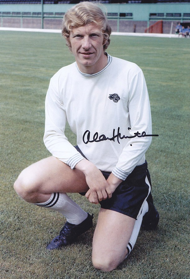 *LOW START BID* HAND SIGNED 12x8 PHOTO : DERBY COUNTY - ALAN HINTON for sale on Ebay