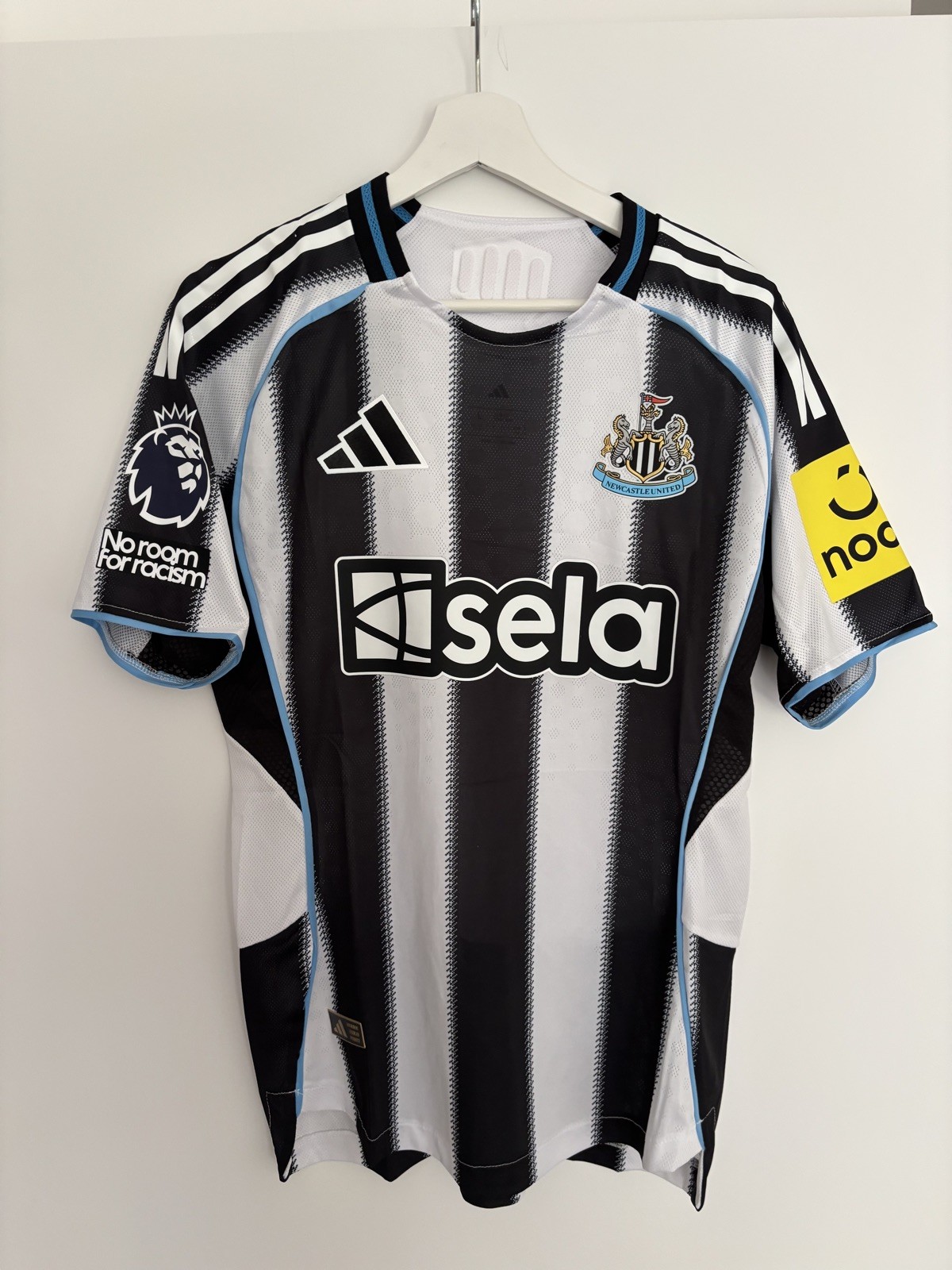 Newcastle United Football Shirt home 25/26 NEW  Player Edition L for sale on Ebay