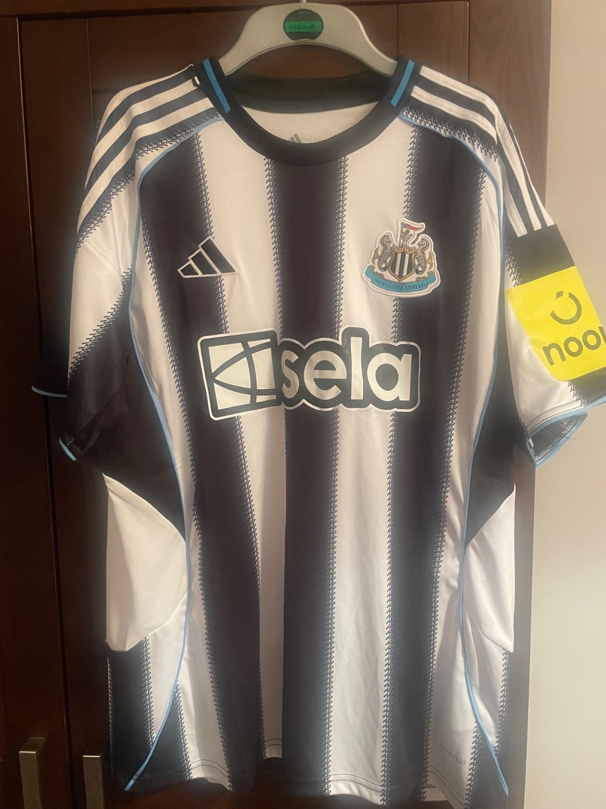 newcastle united shirt 25/26 xl for sale on Ebay