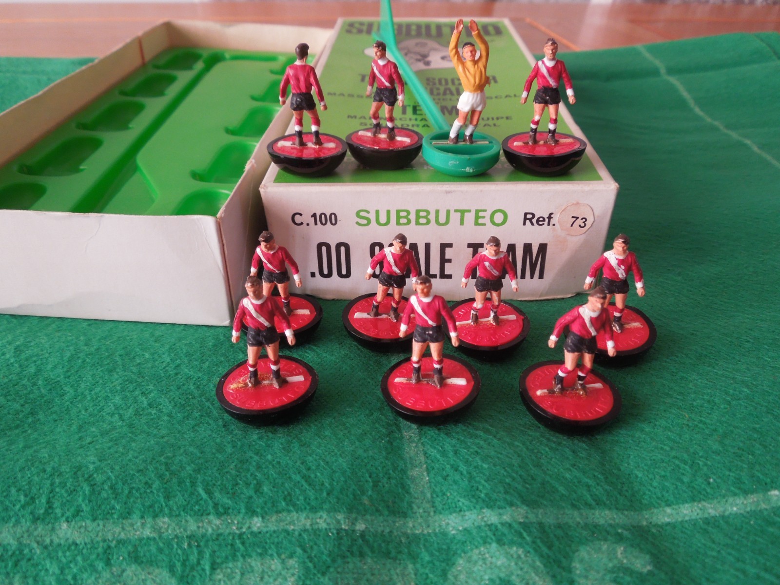 V. RARE HW SUBBUTEO FOOTBALL TEAM REF 73 CLYDEBANK STUNNING CONDITION & REF BOX! for sale on Ebay