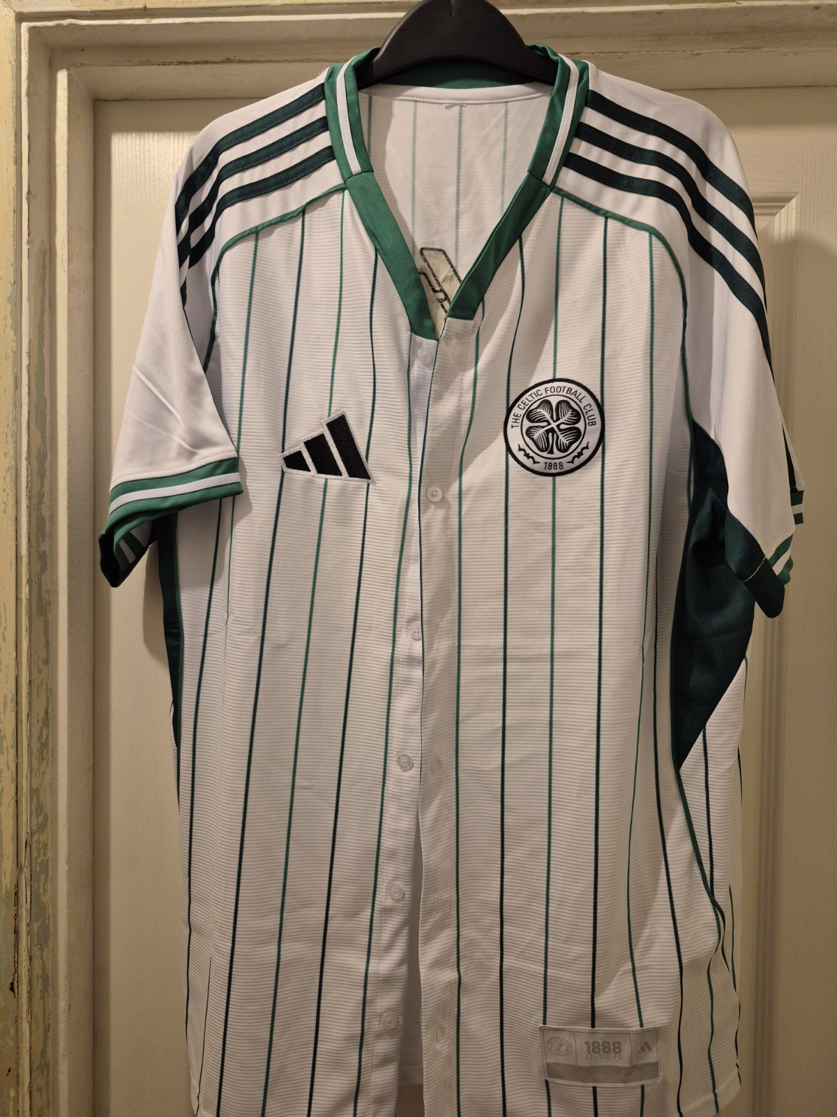 Celtic Football Club Baseball Style Adidas Large T-Shirt for sale on Ebay