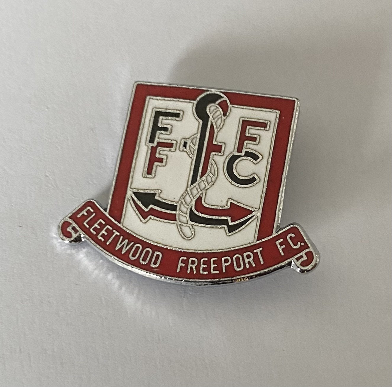 OLD FLEETWOOD TOWN Football Club FC Enamel Badge VINTAGE RARE FREEPORT FFFC PIN for sale on Ebay