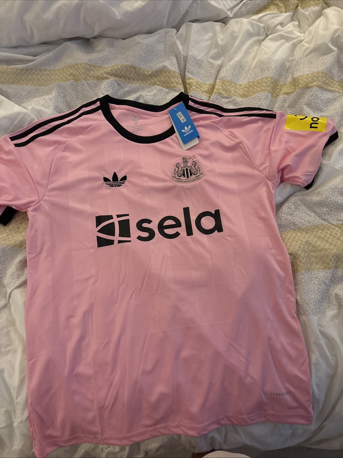 Nufc 2025-26 Pink GK for sale on Ebay