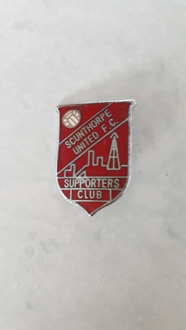 SCUNTHORPE UNITED FC SUPPORTERS CLUB BADGE for sale on Ebay