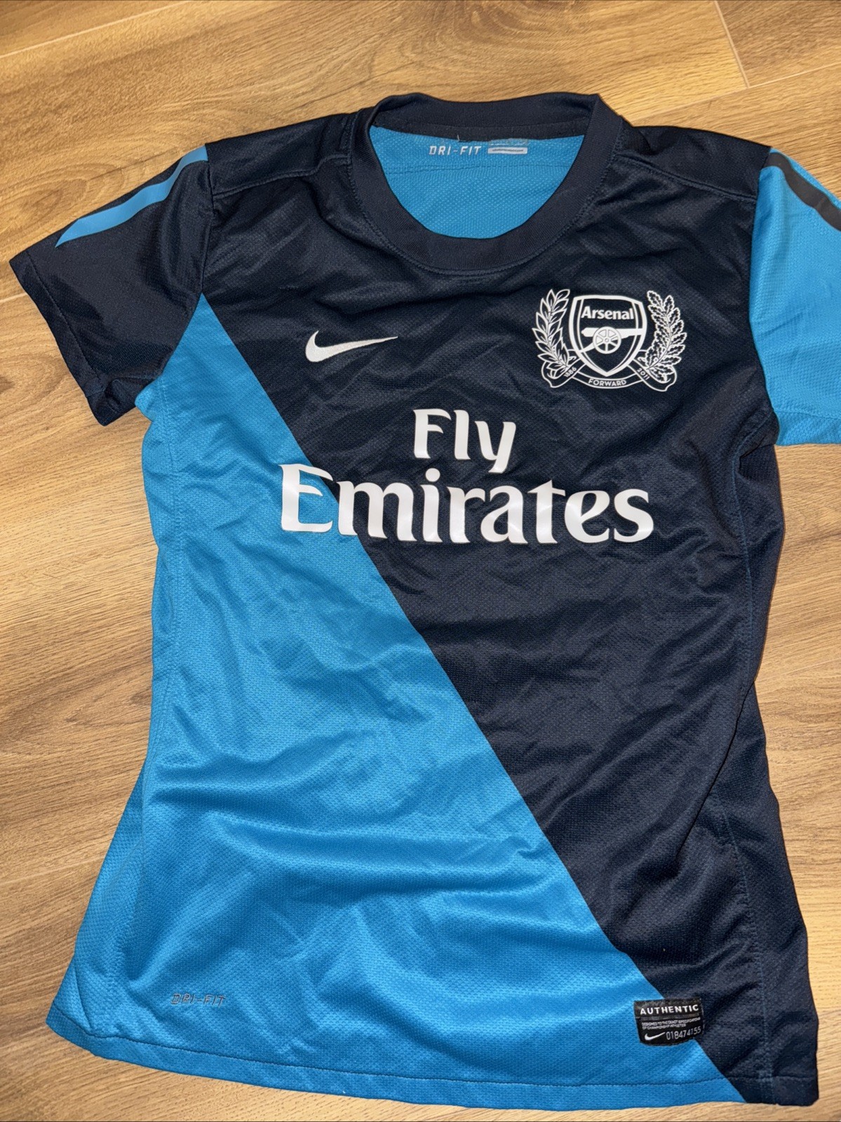 Men’s Small Football Top Arsenal for sale on Ebay