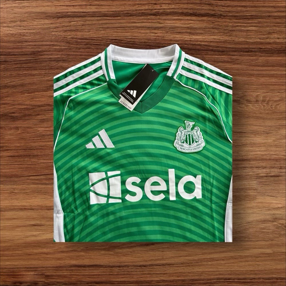 Newcastle Away Shirt 25/26 Men’s Size L for sale on Ebay