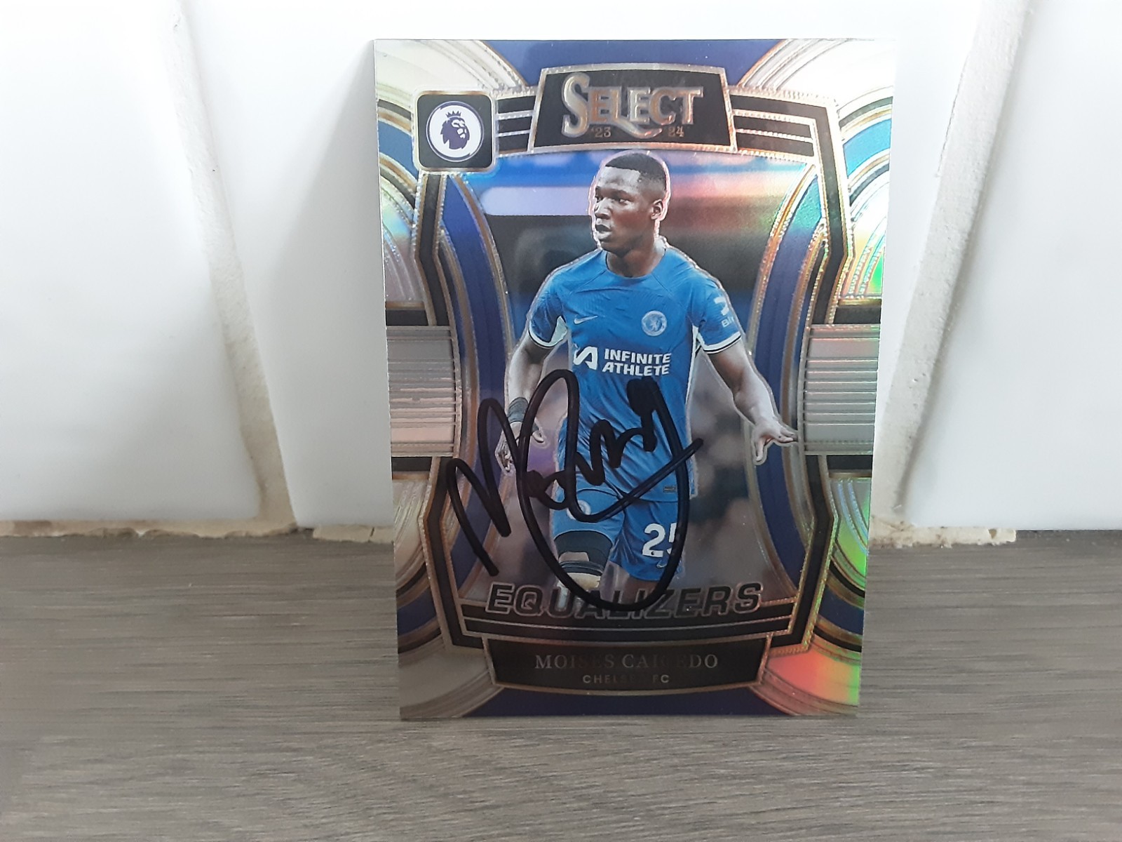 CHELSEA - MOISES CAICEDO Hand Signed Football trading card  for sale on Ebay