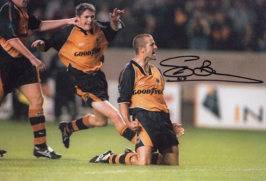 *LOW START BID* SIGNED 12x8 PHOTO WOLVES 1997 STEVE BULL for sale on Ebay