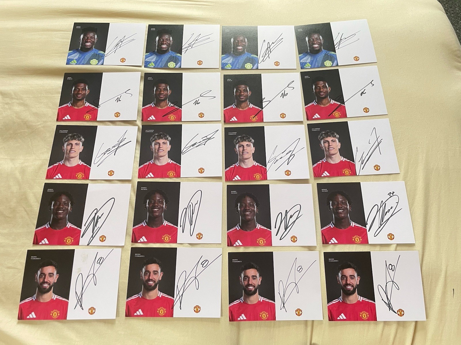 Manchester United Hand Signed 24/25 club cards official Fernandes x 20 Cards!!! for sale on Ebay