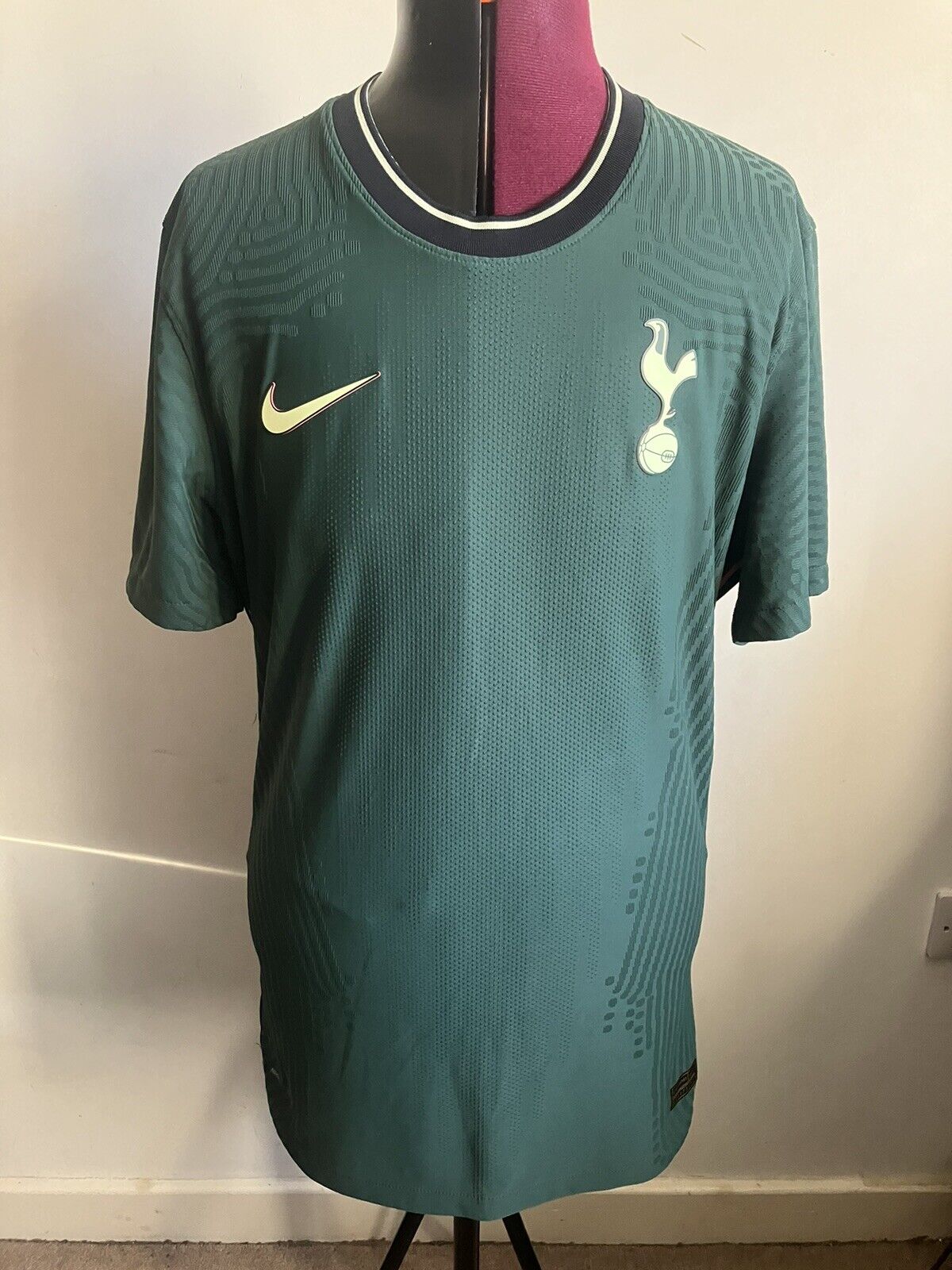Tottenham Hotspur Nike Vaporknit Player Issue 2020/21 Away Kitroom Shirt Mens L for sale on Ebay