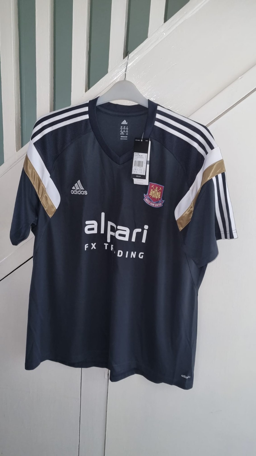 West Ham United V Neck Football Jersey 2XL for sale on Ebay