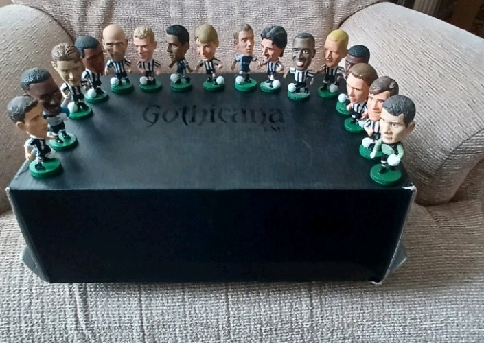 16 Newcastle United Corinthian Prostars Football Figures for sale on Ebay