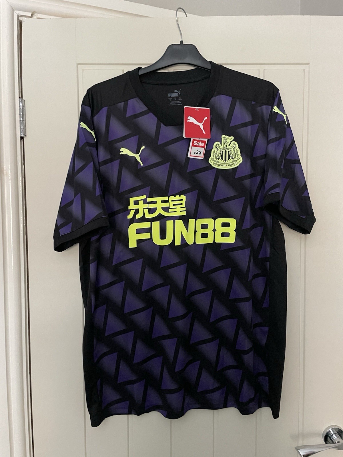Newcastle United Football Shirt Bnwt Size Xl Men’s for sale on Ebay